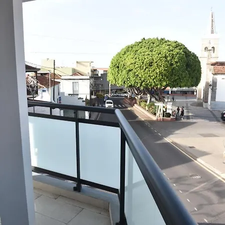 Casa Rosada Plaza بيت للعطل